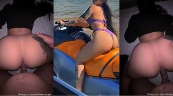 Amadora da Bianca Souza dando a bucetinha de quatro